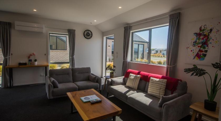 Image of Three-Bedroom Suite 7