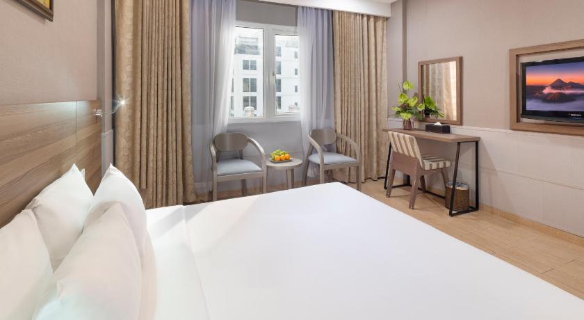 Image of Deluxe Double or Twin Room 0