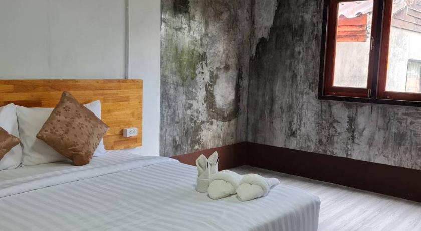 Image of Standard Room -- 1 Bed 6