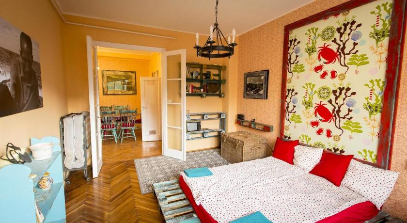 Cosy Art Flat photo