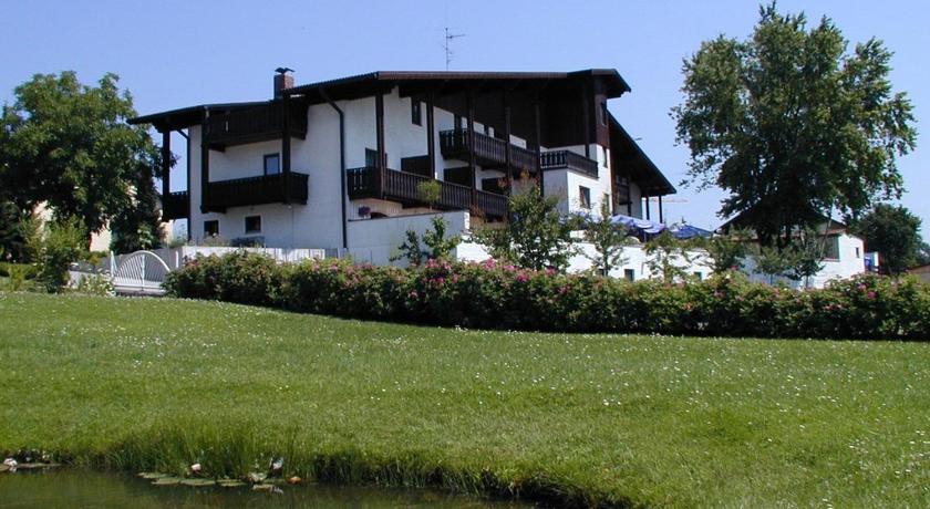 Kurhotel Wurdinger Hof — Hotel in Bad Fussing