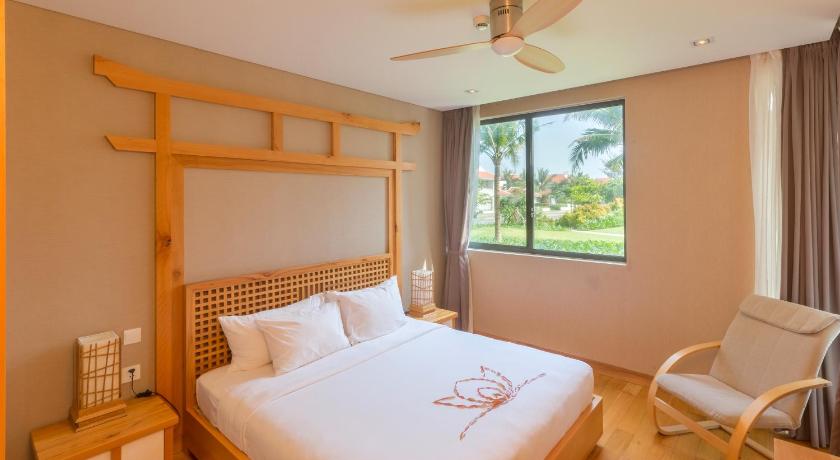 Image of Apartment with Balcony 0