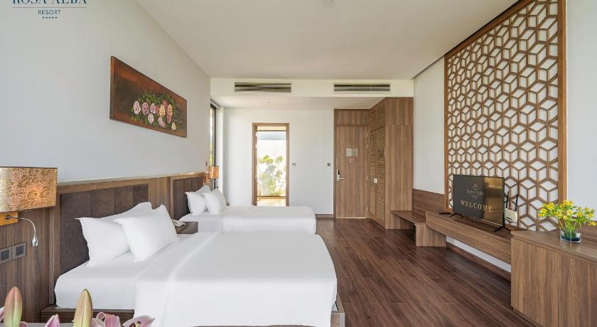Image of Beach front Four-Bedroom Villa 7