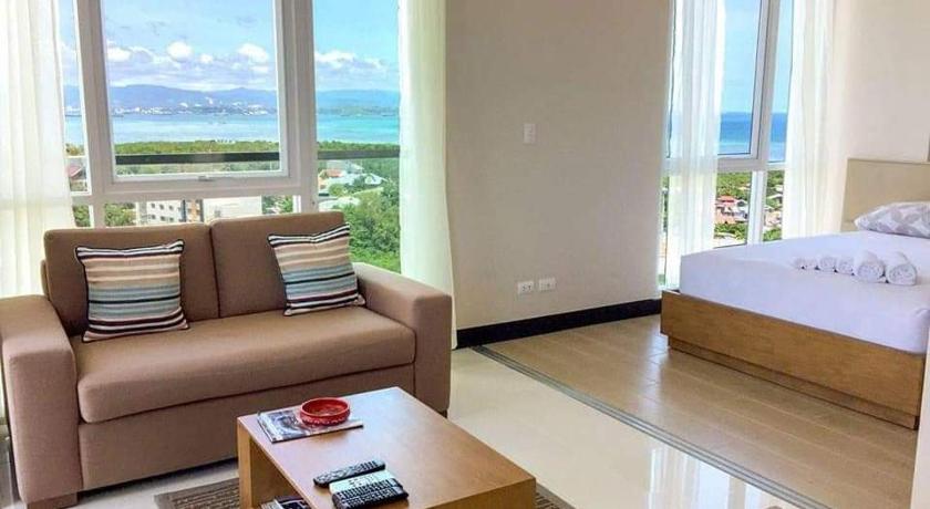 セブ Mactan Newtowm Beach Condo 2つ星 ゲストハウス ロビー