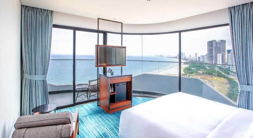 Image of Panoramic Room Ocean View With Balcony 5