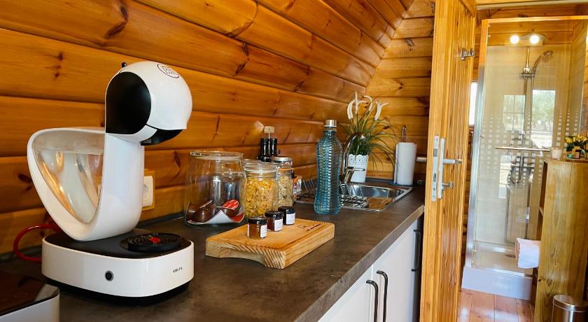 Santarém The Gold Pod, relax and enjoy on a Glamping house 3-Star Guesthouse pool