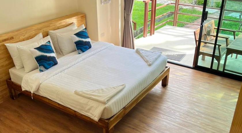 Image of Duplex Suite 1 4