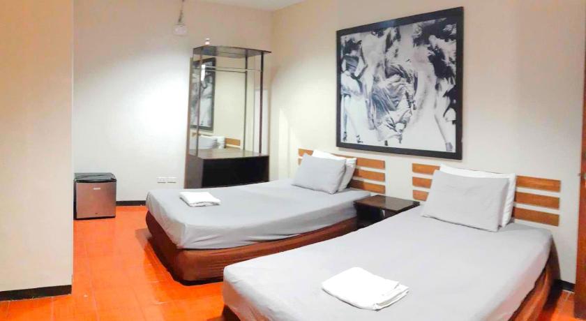 セブ Hotel California Suite 3つ星 ホテル レストラン