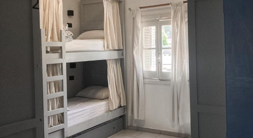 Image of Bed in 6-Bed Mixed Dormitory Room 6