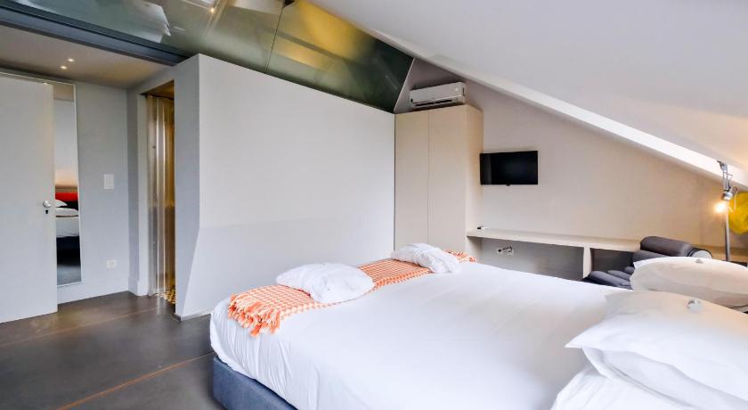 Image of Superior Penthouse Apartment 13