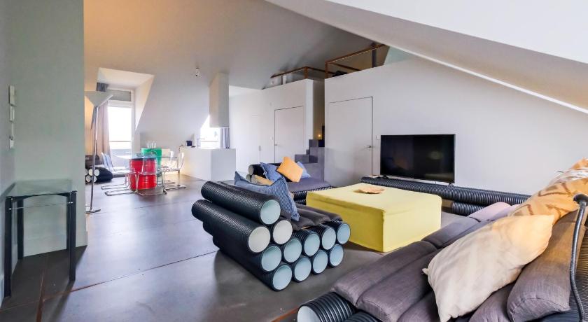 Image of Superior Penthouse Apartment 16