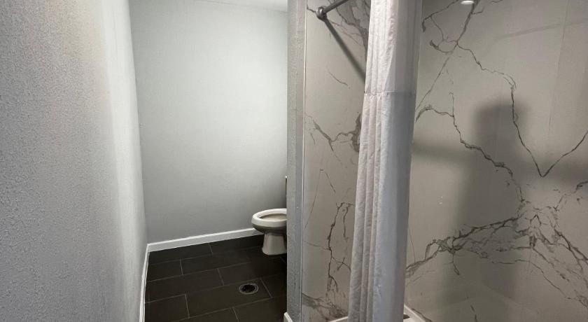 애틀랜타 (GA) 마이크로텔 인 앤 스위트 바이 윈덤 애틀랜타 에어포트 (Microtel Inn & Suites by Wyndham Atlanta Airport) 2성급 호텔 객실