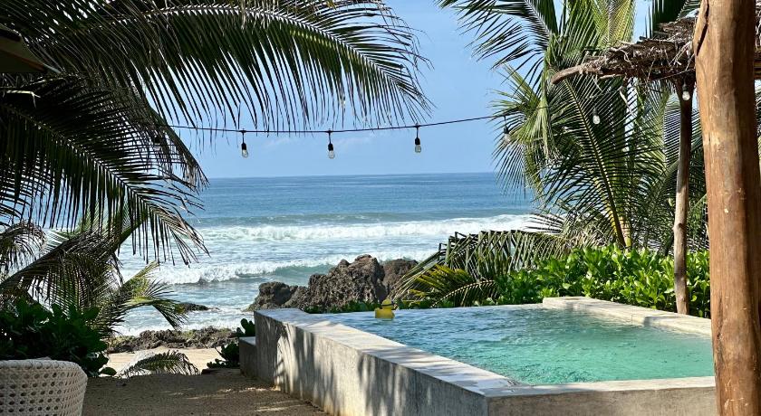 Quinta Feliz Troncones