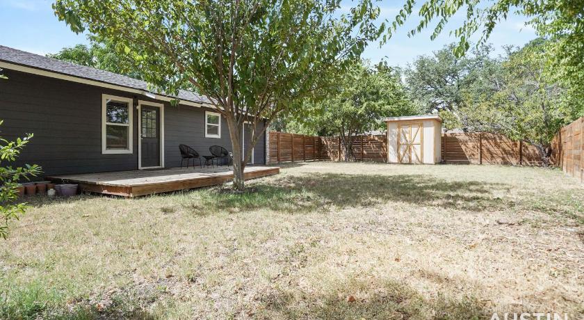 Austin North ATX Retreat w Open Concept Layout and Backyard 4-Star Accommodation suite
