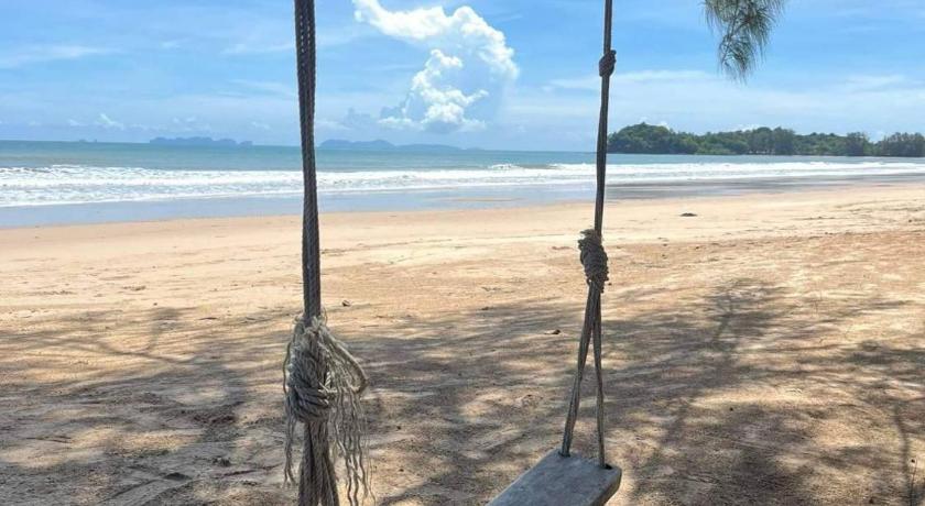 Lanta Villa Resort - image 33