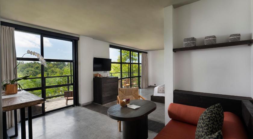 Image of Two Bedroom Duplex Pool Villa with Valley View 10