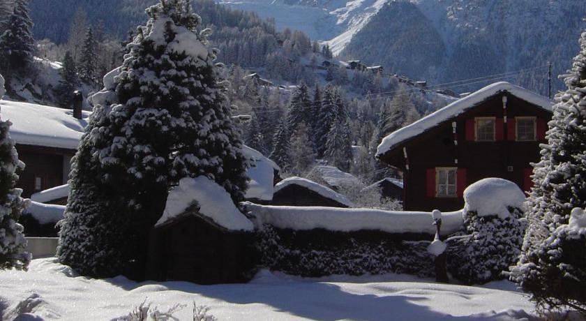 Appartments Montana — Hotel in Sankt Niklaus