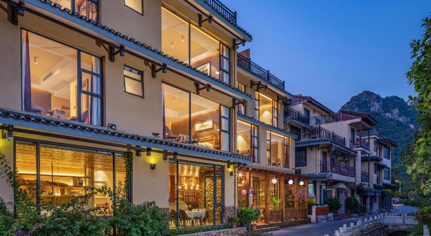 桂林 Guilin Village Creek Inn--Fee pick up service over three nights 4星级 酒店 大堂