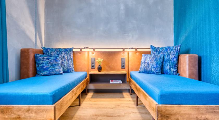 Image of Suite 6