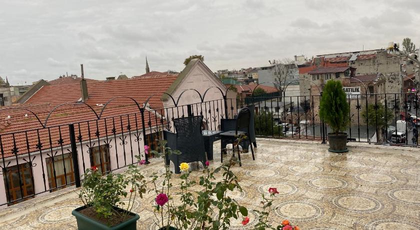 Stylish Hotel Old City - image 13