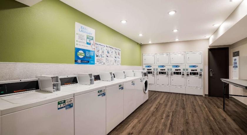 모레노 밸리 (CA) WoodSpring Suites Moreno Valley 숙소 레스토랑