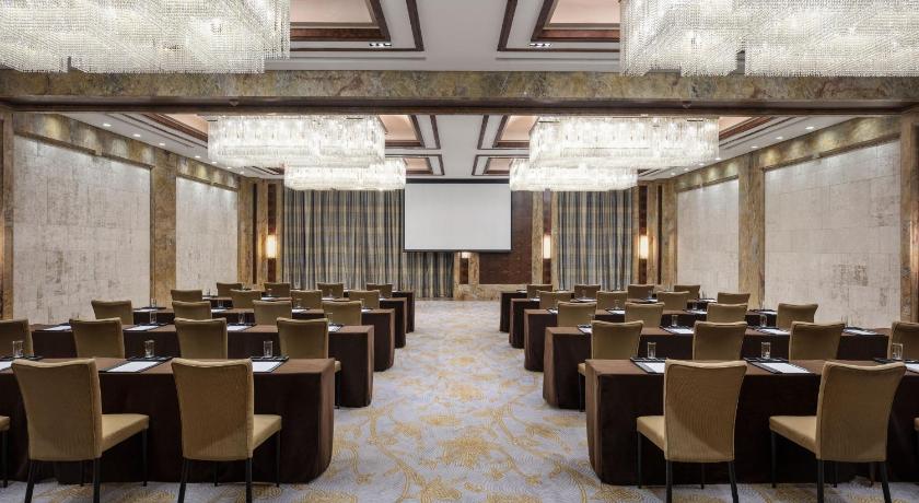 Sheraton Qingdao Jiaozhou Hotel - image 17