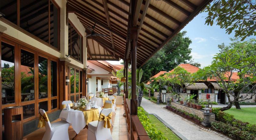 Grand Istana Rama Hotel - image 43