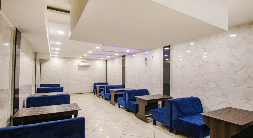 Hotel Golden City - image 5