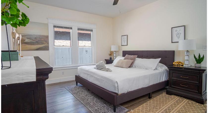 サンアントニオ Brand New Craftsman 2BR2BA Home in Denver Heights 4つ星 宿泊施設 スイート
