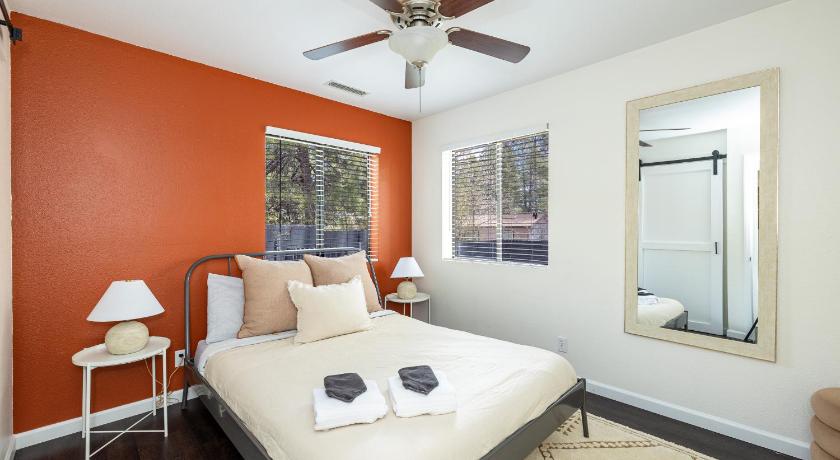 카치나 빌리지 (AZ) Chic Flagstaff Oasis: 5 Bedrooms & Fenced for Pets 3성급 숙소 객실