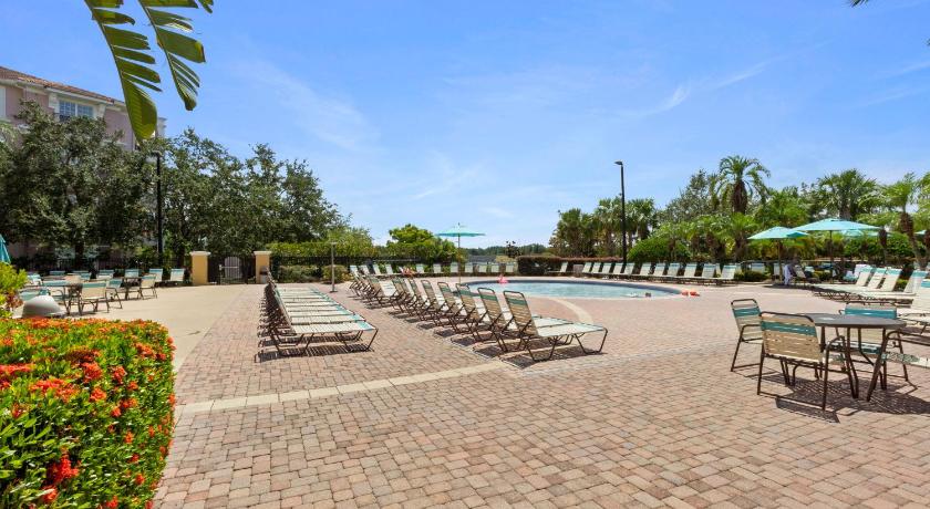 Orlando Executive 3 Bedroom Villa at Universal,Convention Center, Vista Cay 4-Star Accommodation view