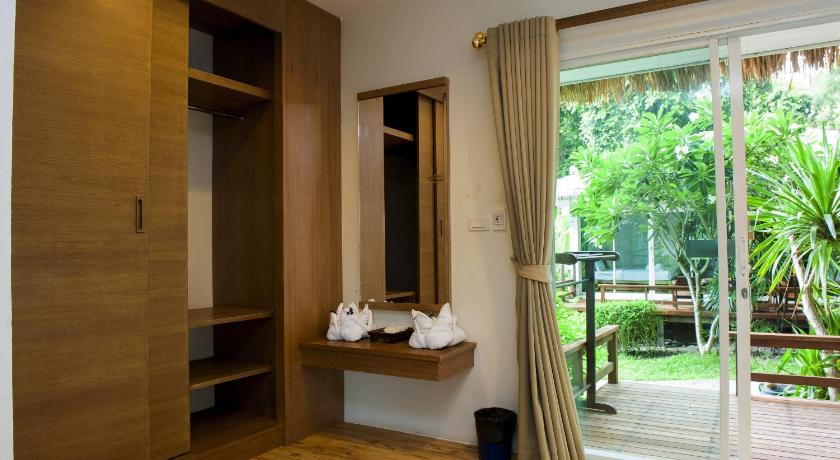 Image of Deluxe Double Room 11