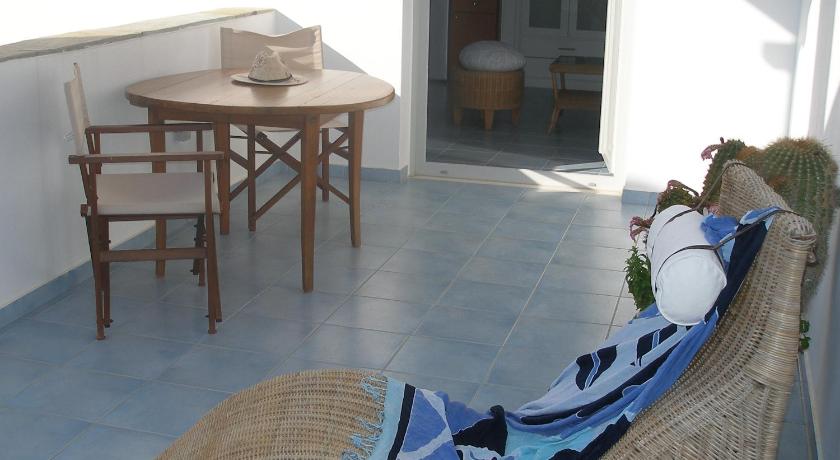 Innaxos studios Grotta area Naxos town - image 7