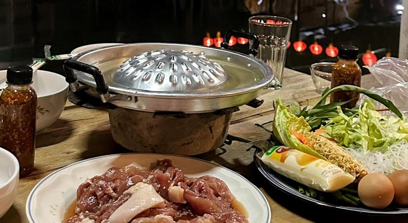 叻武里 LOYD Ratchaburi 3星级 单人房 泳池