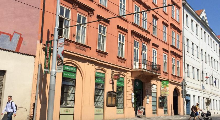 Charles Square Hostel — Hotel in Prague
