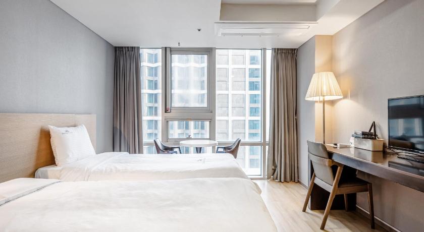 Imatge de Superior Twin Room without View 4
