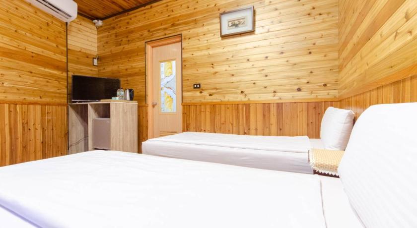 Image of Small Double or Twin Room 6