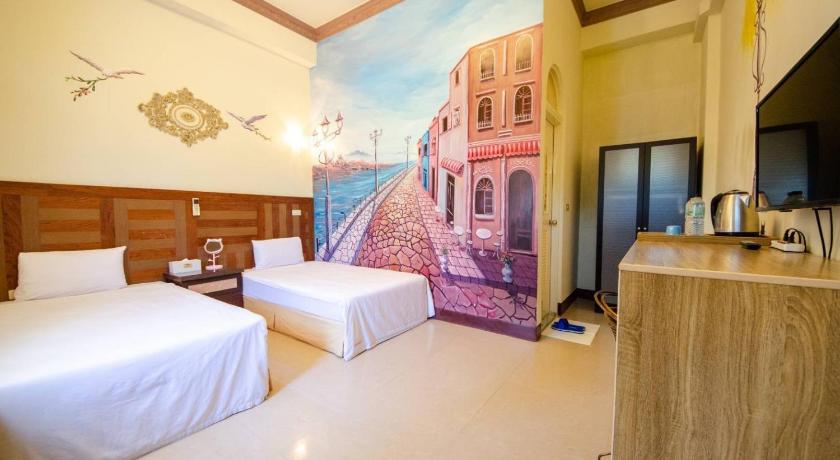 Image of Small Double or Twin Room 3