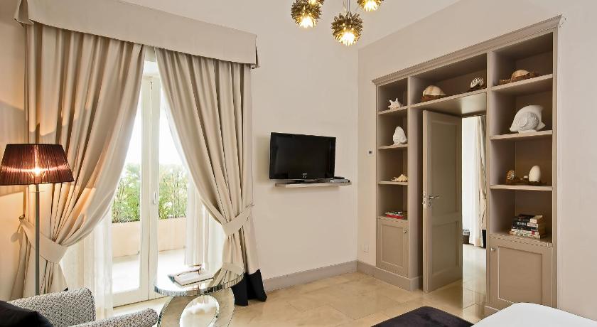 Image of Suite with Sea View 3