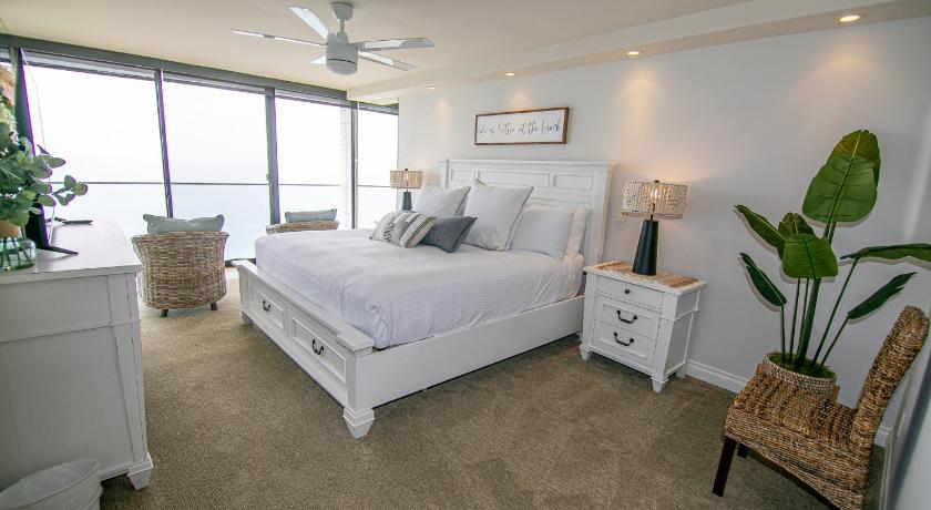 Image of Two-Bedroom Apartment With Ocean View 8