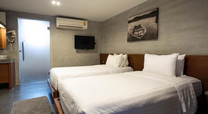 Image of Deluxe Room 10