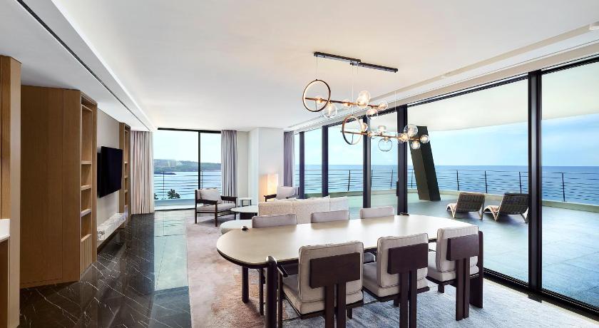 Image of Club Presidential Suite Ocean View - Club Access for 4 Included 1