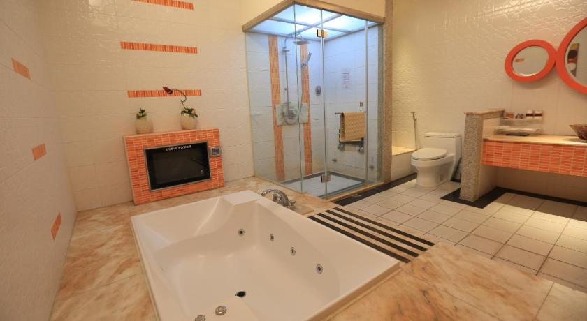 Image of Standard Quadruple Room 5