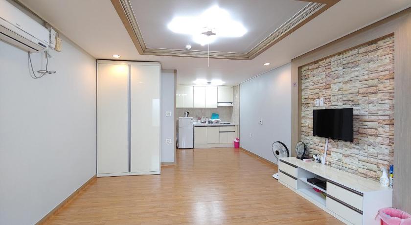Image of Ondol Room 6