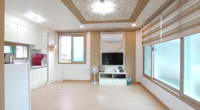 Image of Suite 3