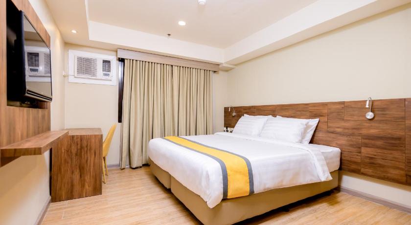 Cebu SureStay Plus by Best Western Cebu City 2-Star Hotel suite