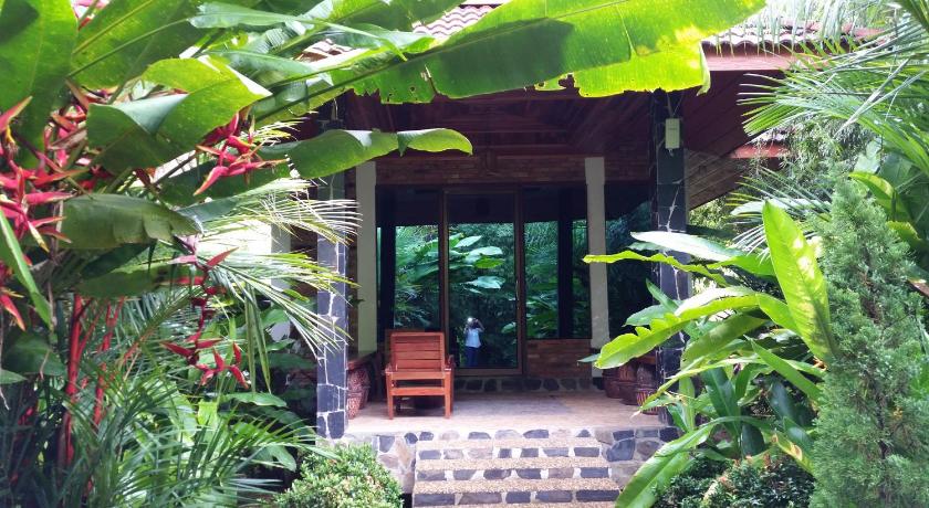Image of One-Bedroom Family Bungalow 15