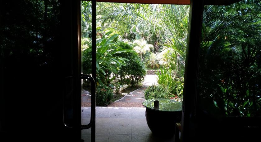 Hotel Khaosok and Spa photo