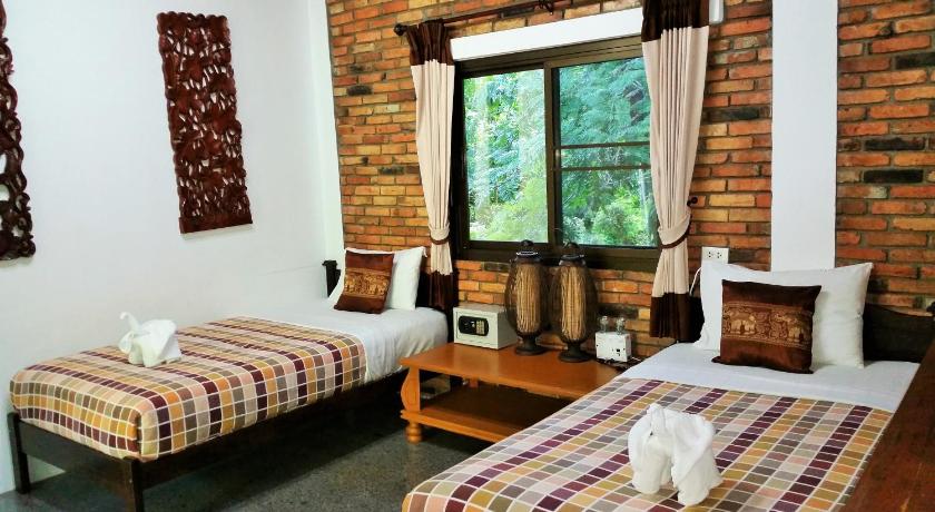 Image of One-Bedroom Family Bungalow 14