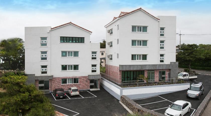 Jeju Jeju Aria Pension 4-Star Guesthouse room